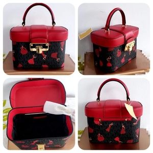 New collection MK clutch